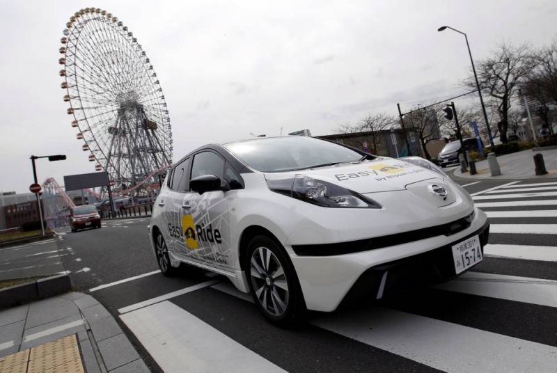 Nissan met à l’essai ses premiers robots-taxis
